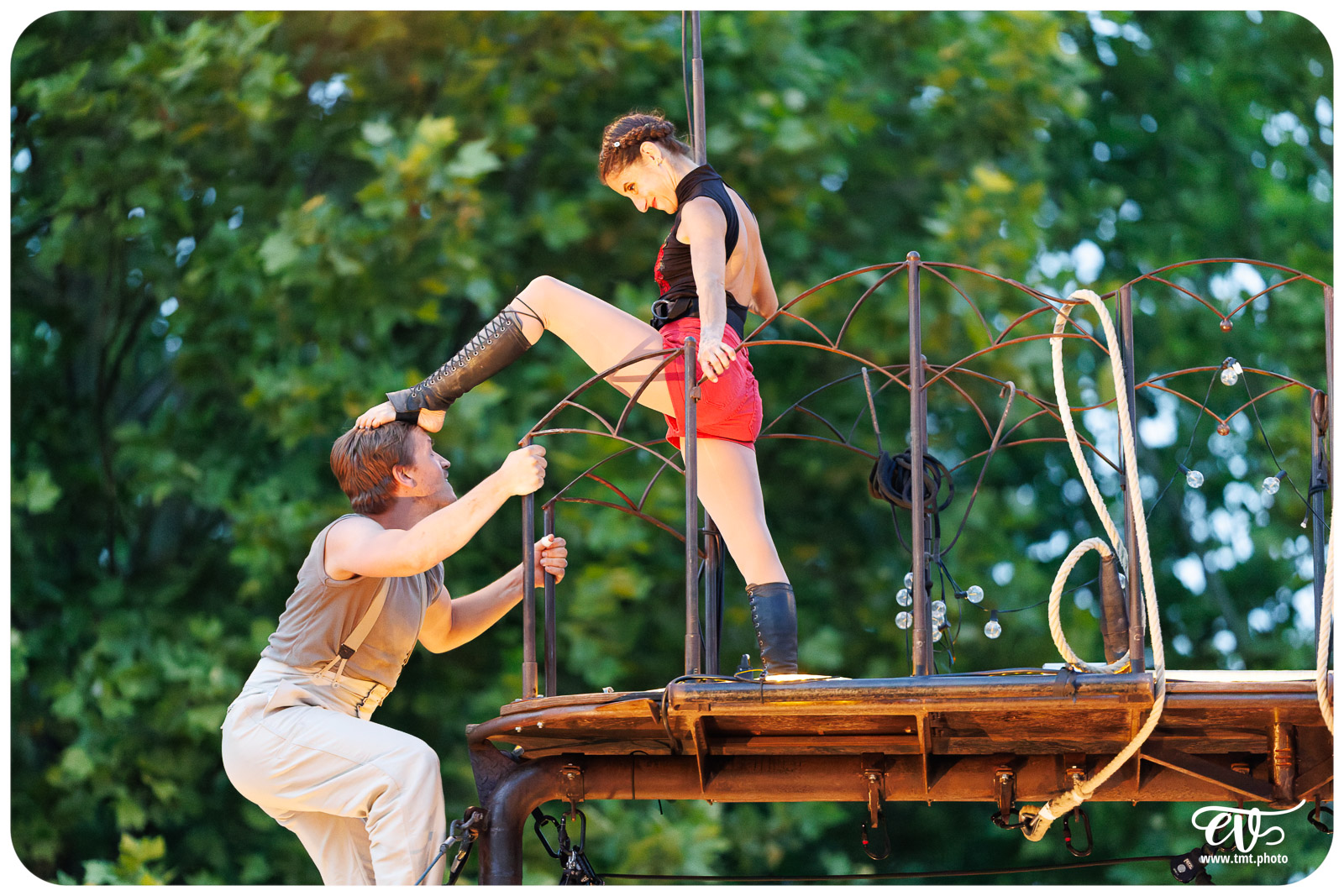 LA PROMESSE DU VIDE (CIE AVIS DE TEMPETE)